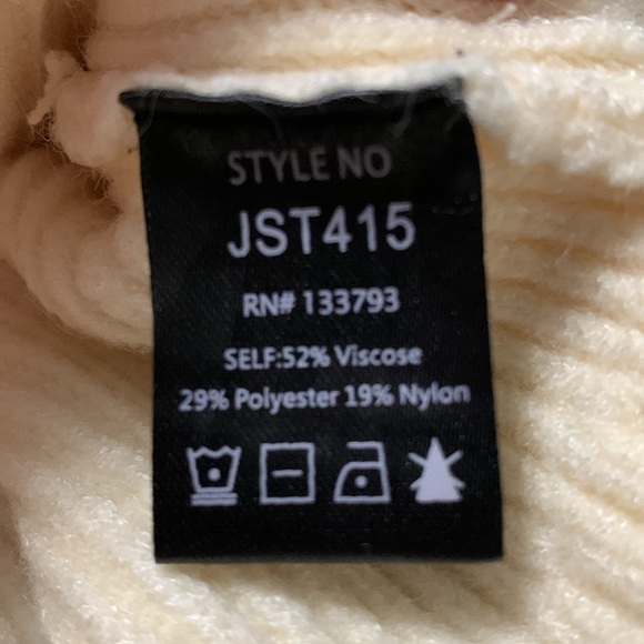 POL Cream Distressed Sweater S - Picture 5 of 12